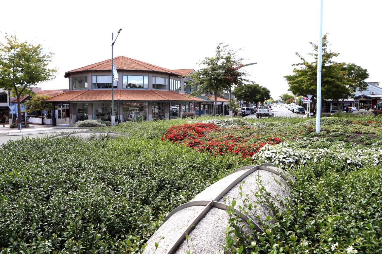 Havelock North Motor Lodge Exterior photo